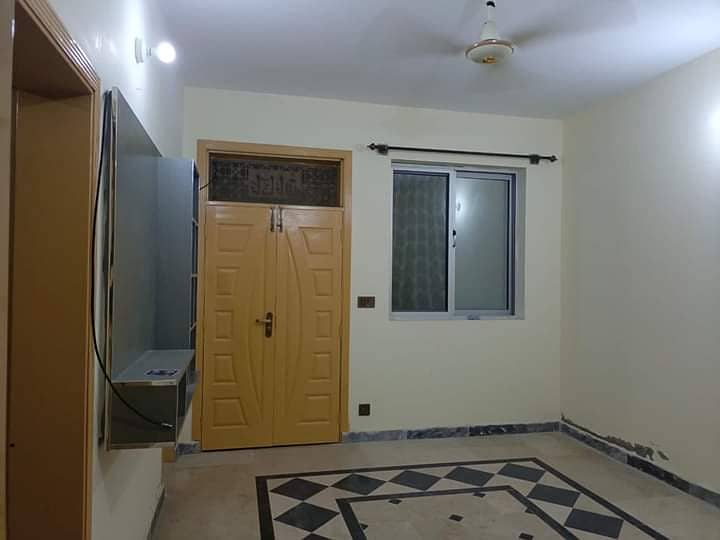 2nd floor for rent 7