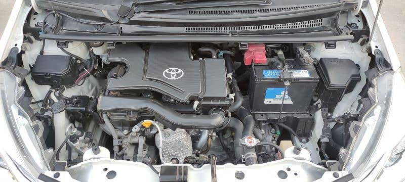 Toyota Vitz 2017 10