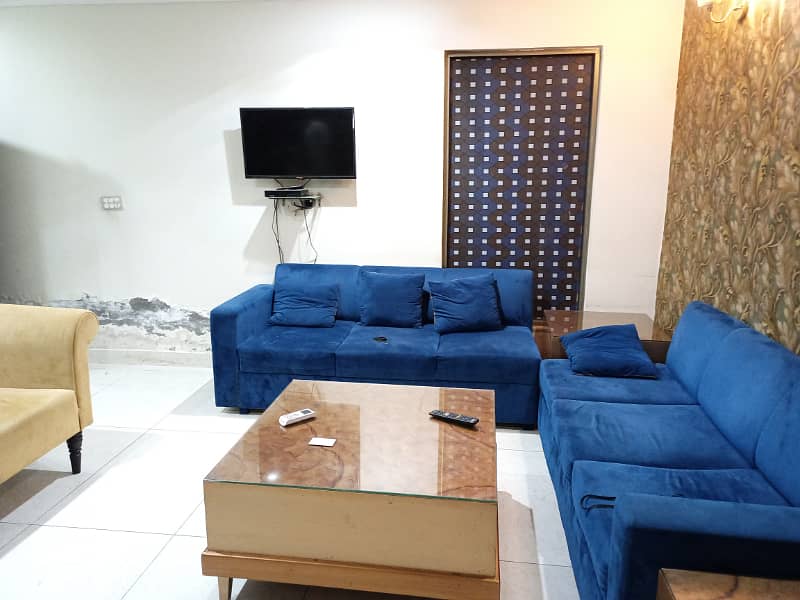 FOR RENT 1 BED ROOM FUL FURNISHED APARTMENT REASONABLY PRICED SECTOR C BAHRIA TOWN LAHORE 1