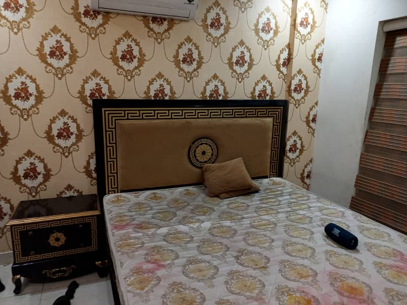 FOR RENT 1 BED ROOM FUL FURNISHED APARTMENT REASONABLY PRICED SECTOR C BAHRIA TOWN LAHORE 4