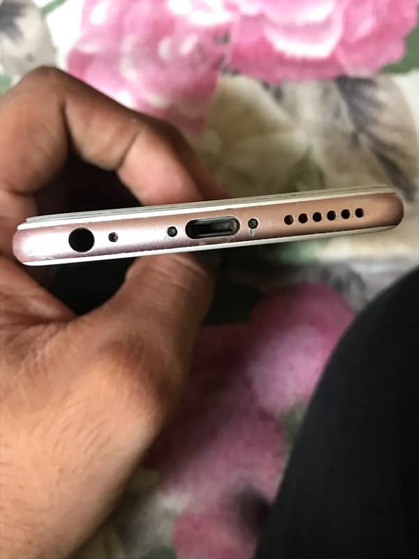 iphone 6s 64 Gb ( pta Approved) 2