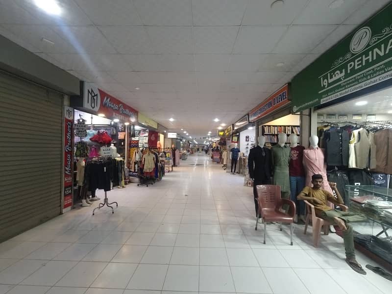 Prime Location 192 Square Feet Shop For Sale In Rs. 17500000 Only 3