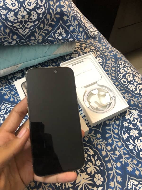 iPhone 15pro 256gb PTA Approy 5