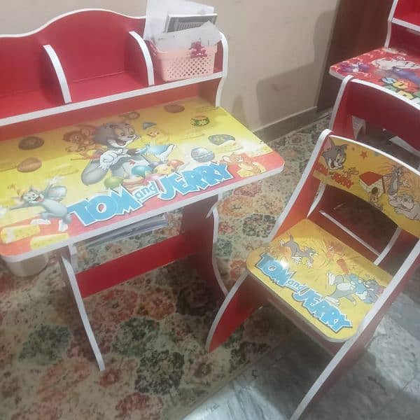 kids study tables with chairs 5