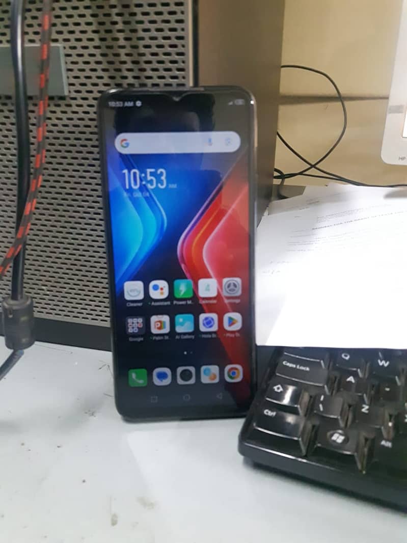 Infinix Hot 10 play 4/64 (Urgent sale) 0