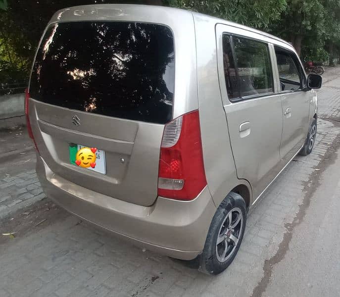 Suzuki Wagon R 2015 4