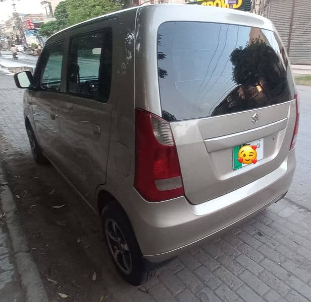 Suzuki Wagon R 2015 5