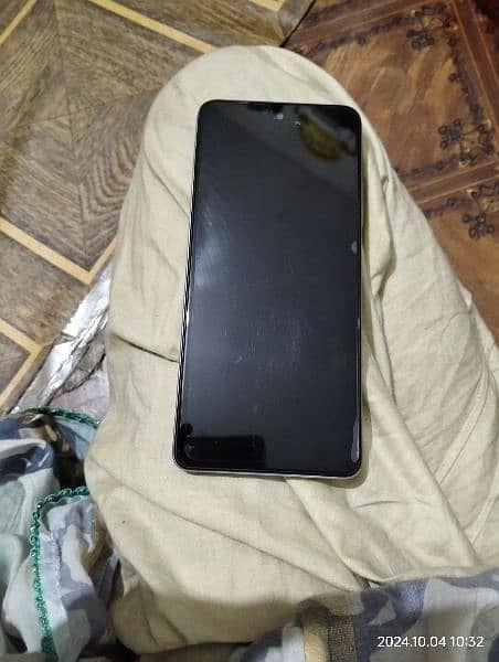 infinix hot30 8+8.128 single hand use urgent sale krna vgood condition 1