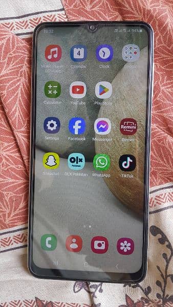 Samsung A12 4 64 Full box lush mubail hai. . 2