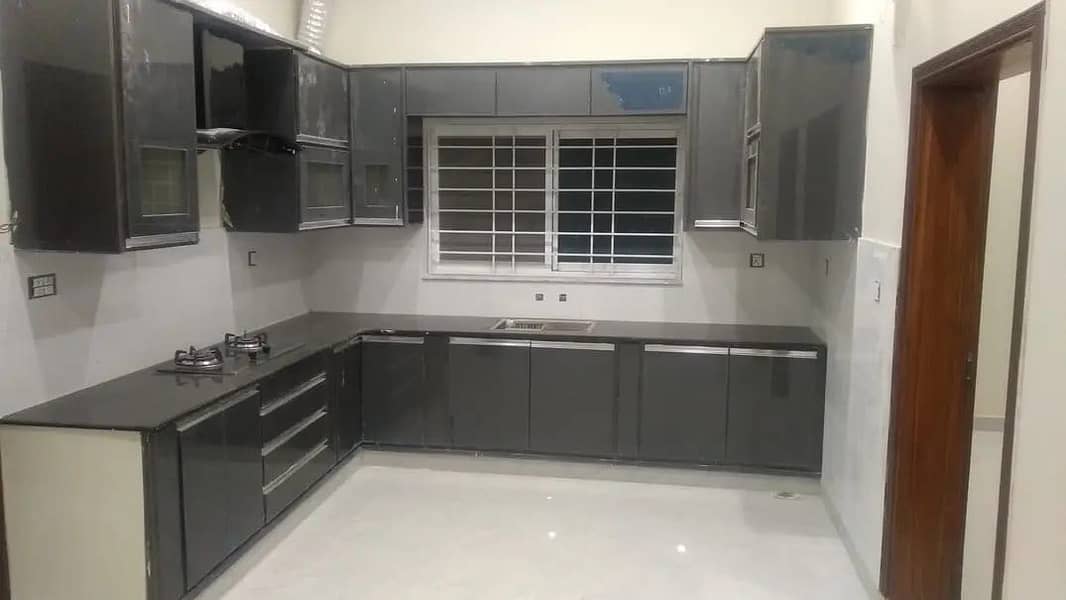 Beautiful Upper Portion Availible For Rent 3