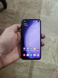 Samsung S10e