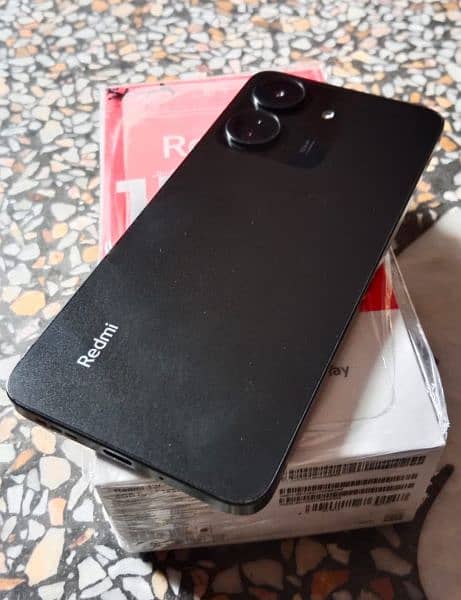 Redmi 13c (6/128) 2