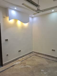 House For sale Situated In Bahria Town - Safari Block