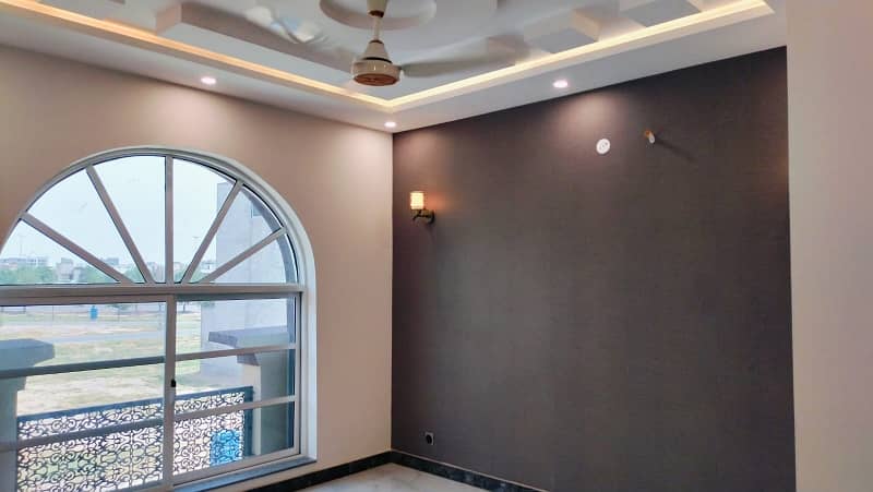 Book A 470 Square Feet Flat In Bahria Town - Block AA 6