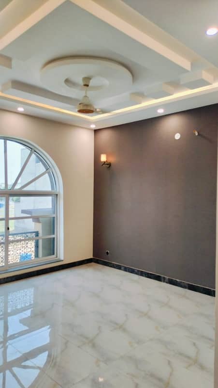 Book A 470 Square Feet Flat In Bahria Town - Block AA 7