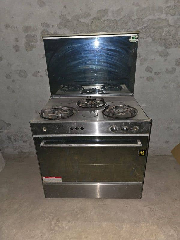 STOVE WITH THEEE BURNER 1