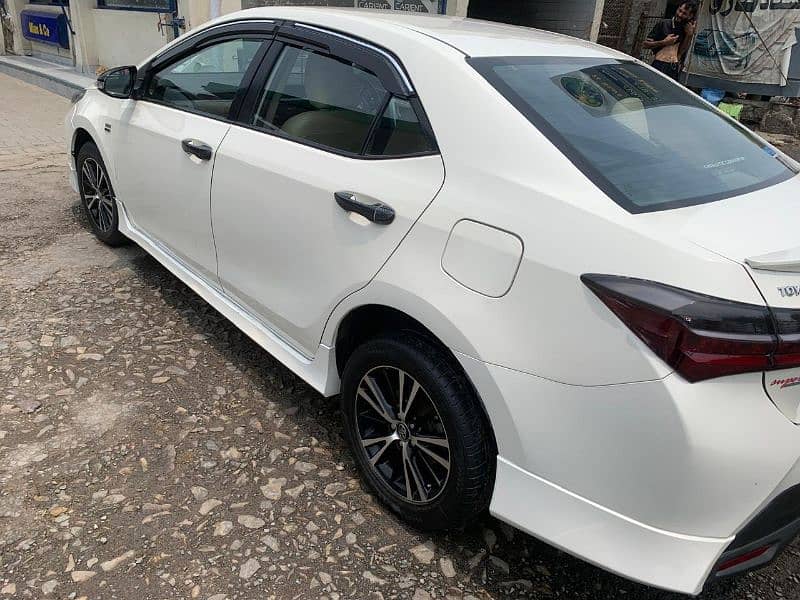 Toyota Corolla GLI 2016 4