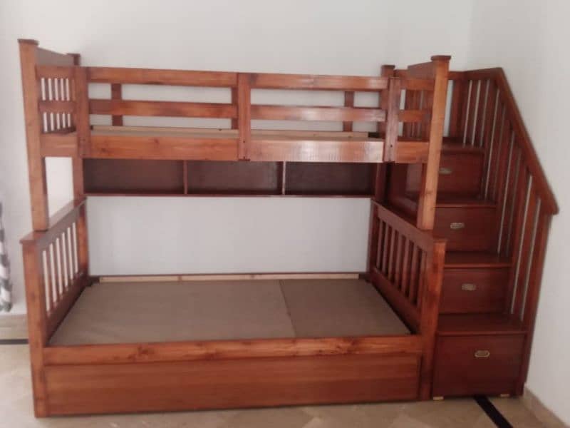 bunker bed for 3 to 4 child 1