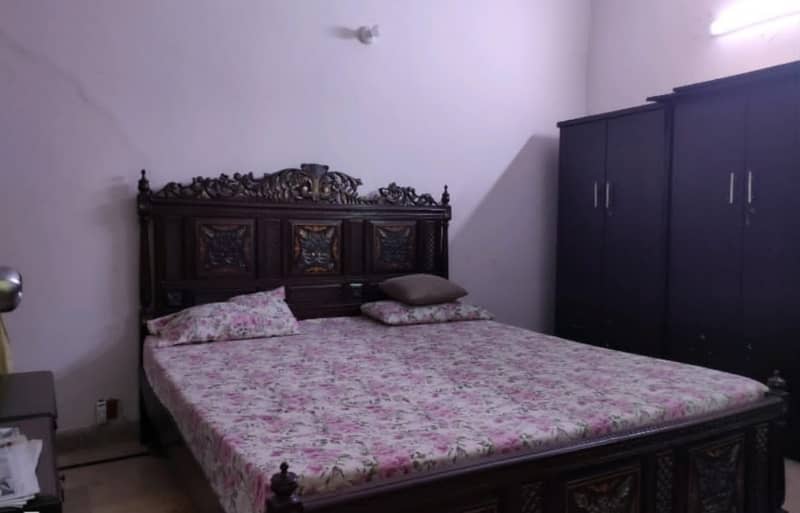 1350 Square Feet Flat for sale in Gulshan-e-Iqbal Town 0