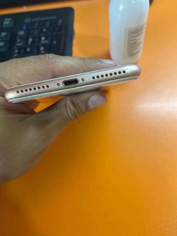 Iphone 8Plus 64 PTA Approved 4