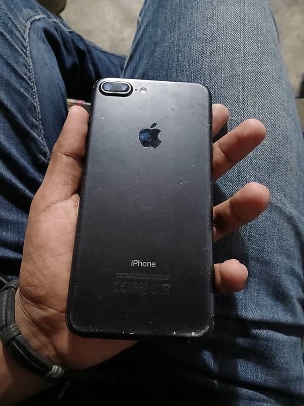 i phone 7plus 32Gb pta approved 0