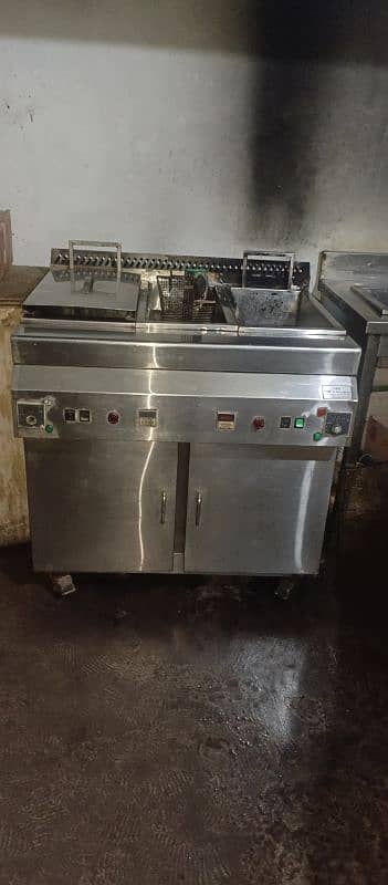 Fast Food Pizza Oven Fryer Breading Al Setup For Sale Urgent 2