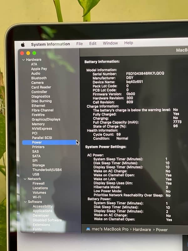 Macbook Pro 2019 (16 inch) I7 16/512/4GB card 6