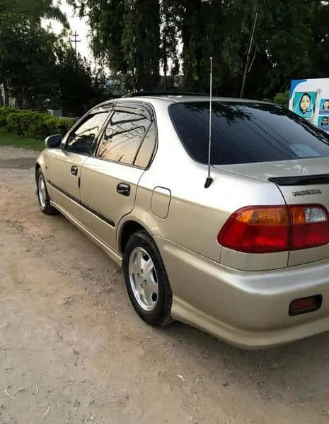 Honda Civic VTi 2000 6