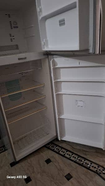 Toshiba Fridge full size ( japanese ) 3