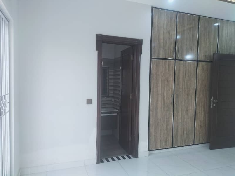 Prime Location 10 Marla Modern Upper Portion Available For Rent In Bahria Town 11