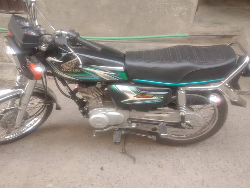 Honda CG 125 2023 2