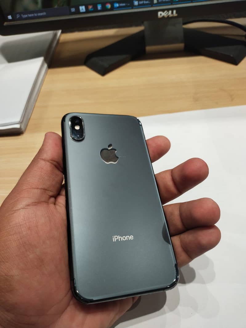 IPHONE XS 15