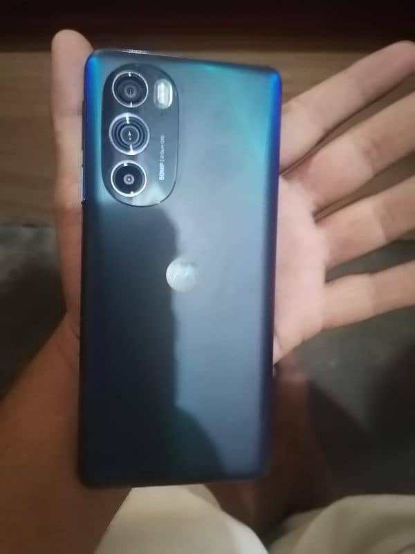 moto edge 30 pro 8/128 2