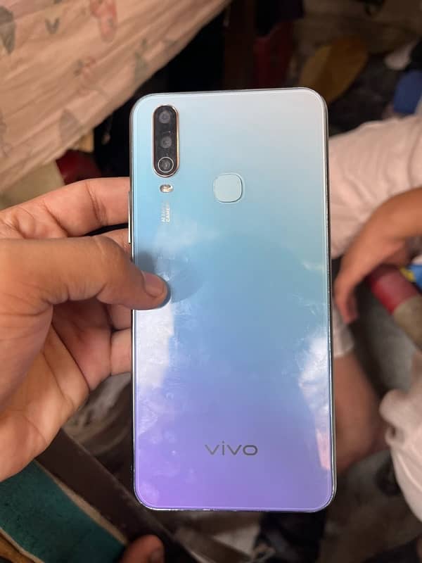 vivo y 17 3