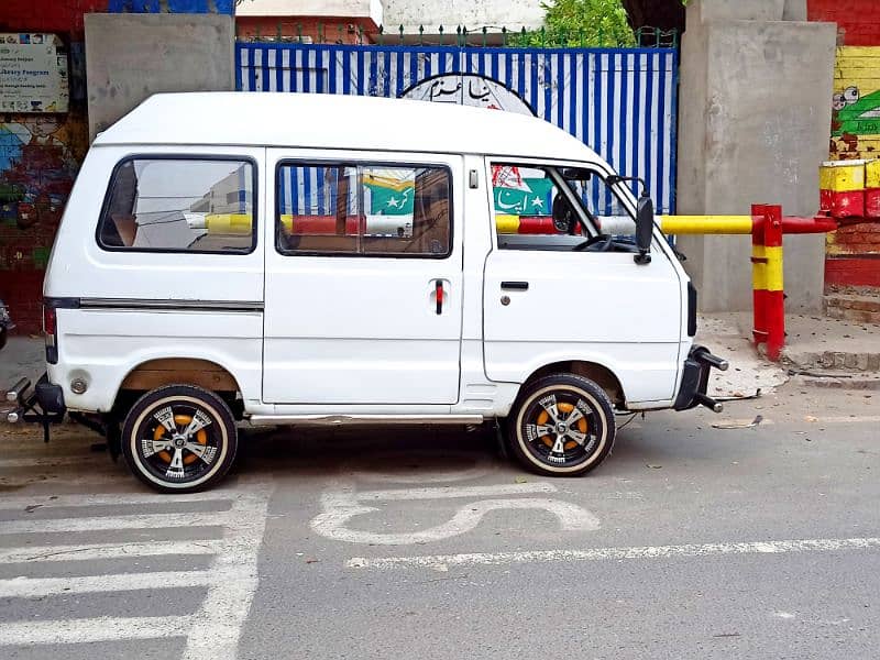 Suzuki Bolan 2009 2