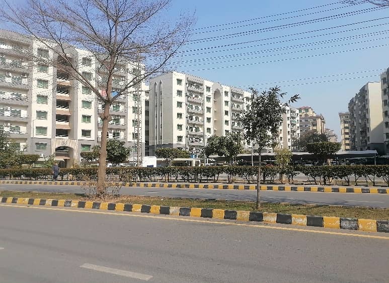 sale The Ideally Located Flat For An Incredible Price Of Pkr Rs. 26000000 1