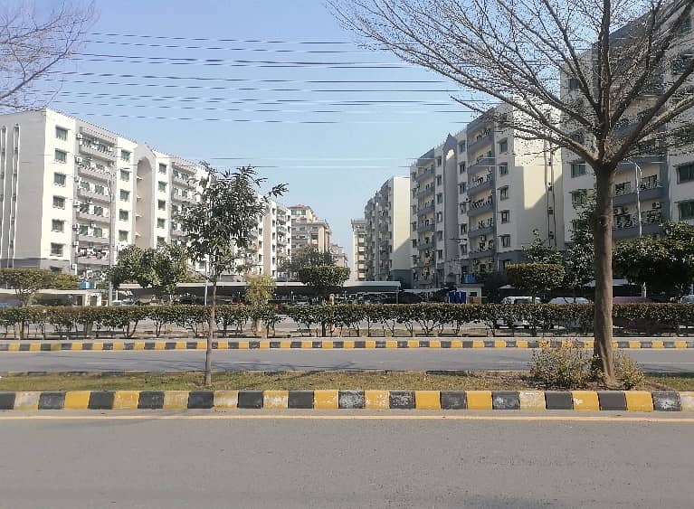 In Lahore You Can Find The Perfect Flat For Rent 6