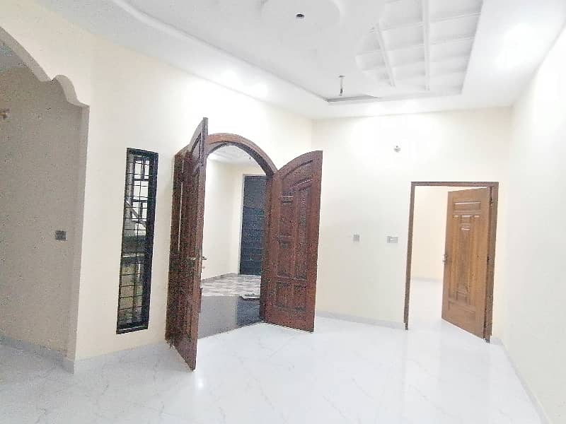 Prime Location House Of 5 Marla For sale In Al Raheem Gardens Phase 5 7