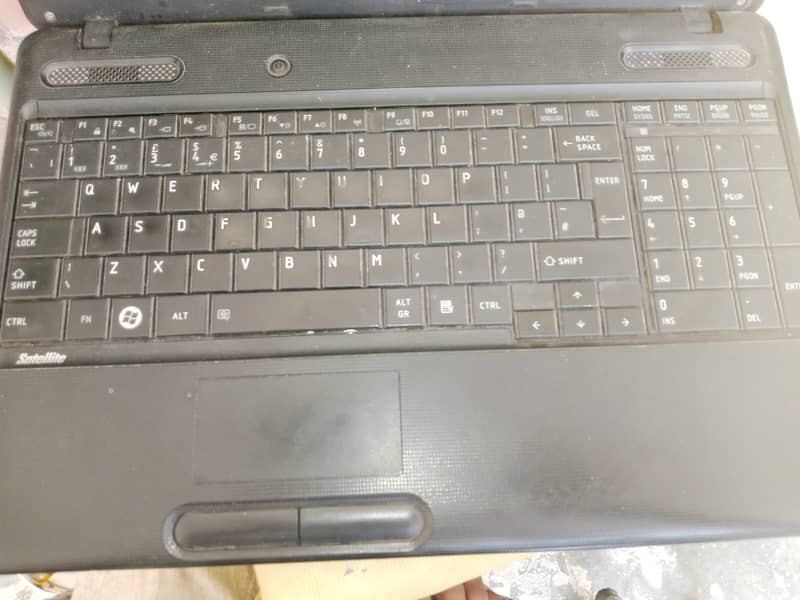 Toshiba Laptop 4Gb Ram i3  For Sale | Display Problem 9