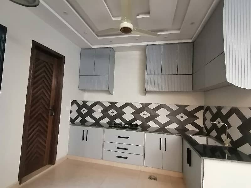 Prime Location Al Raheem Gardens Phase 5 4 Marla House Up For sale 9