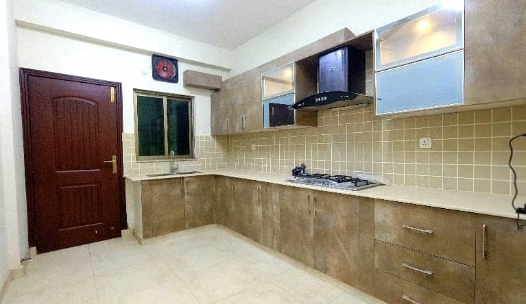 10 Marla Spacious Flat Is Available In Askari 11 - Sector D For rent 4