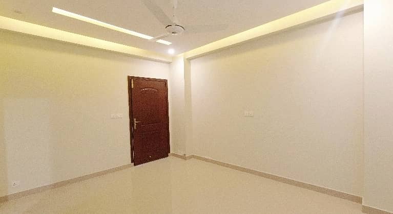 10 Marla Spacious Flat Is Available In Askari 11 - Sector D For rent 5