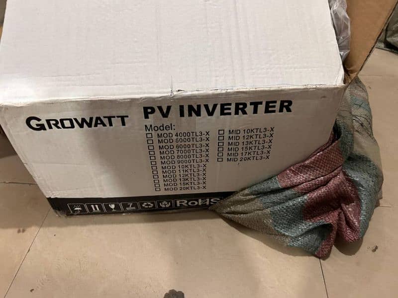 new 10kw growatt inverter with local warranty Lahore 1