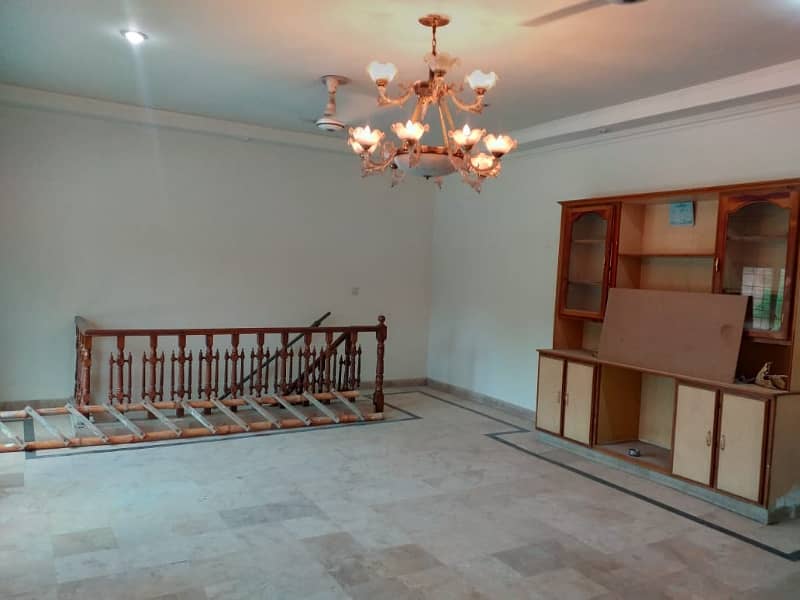 1 kanal upper portion Available for Rent phase 3 w block 1