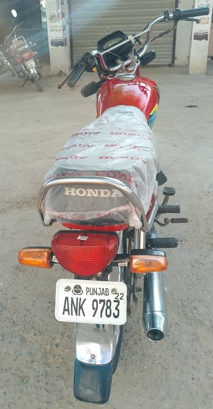 New condition bike CD 70 Honda 2020 model 8