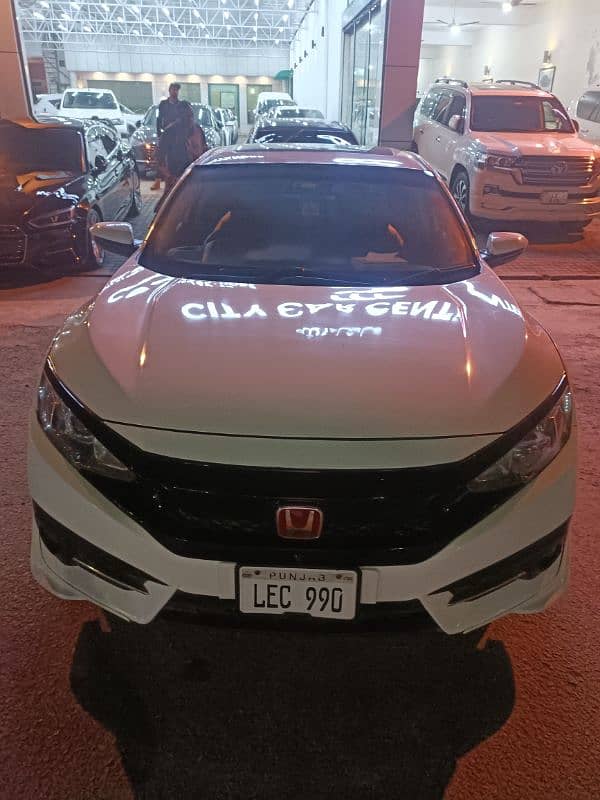 Honda Civic Oriel 2018 1