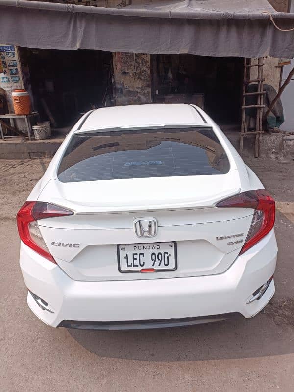 Honda Civic Oriel 2018 7