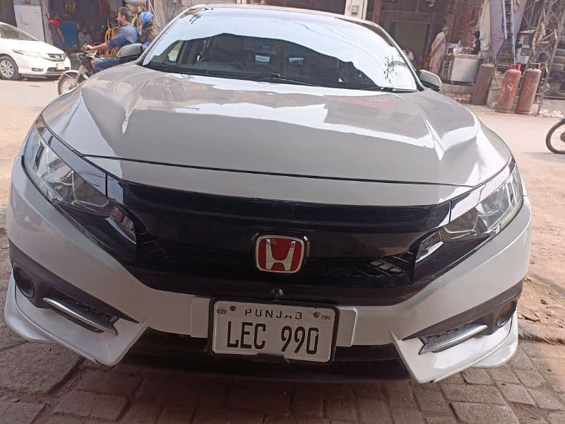 Honda Civic Oriel 2018 8