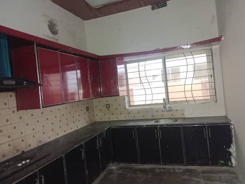 5 Marla Uperr Portion Available For Rent In Umar Block 3