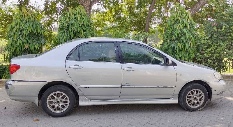 Toyota Corolla SE Saloon Automatic 2002 Model 1